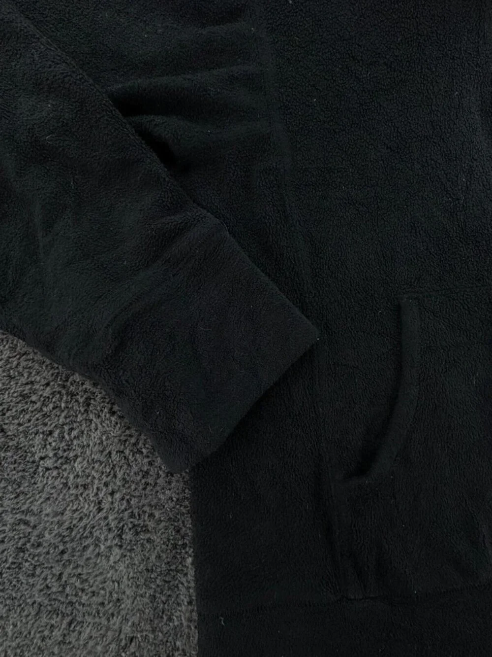 Patagonia Adult Women Jacket Small Black Hooded Full Zip Fleece W/ Pockets